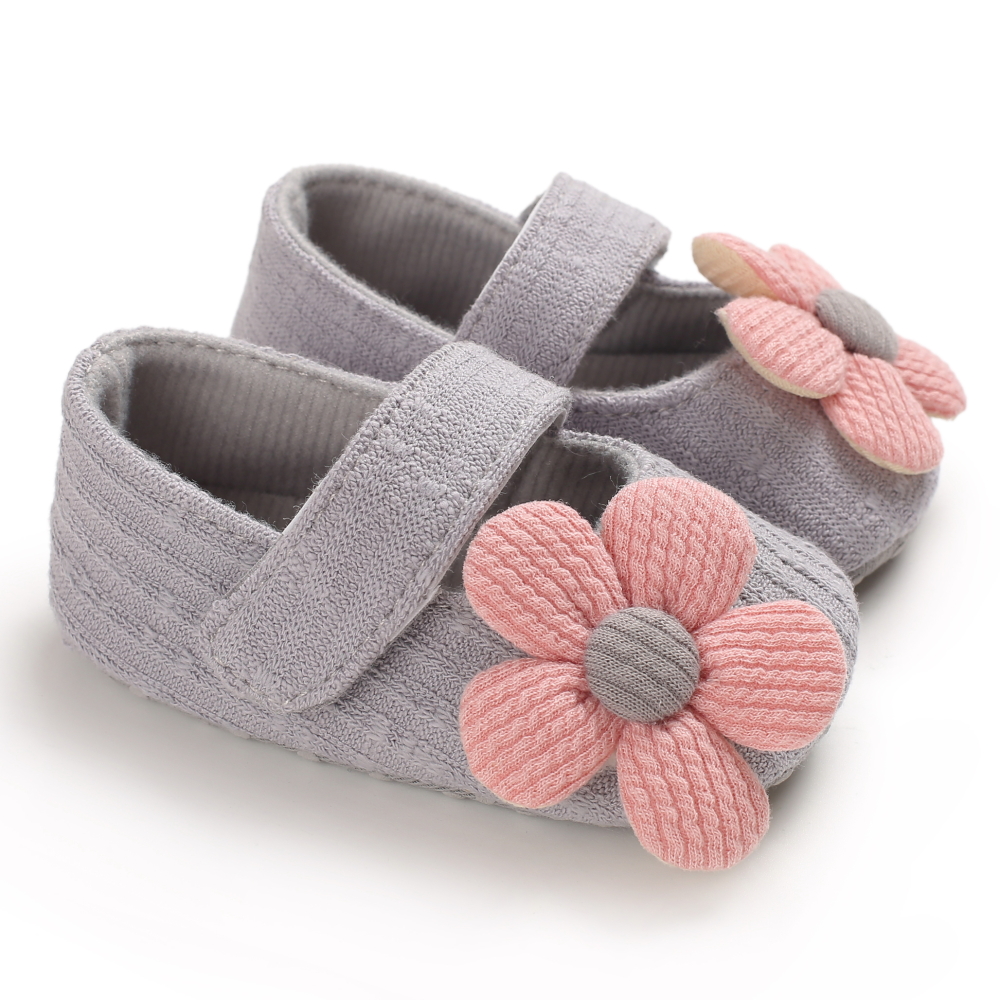 Baby / Toddler Girl Pretty 3D Floral Decor Velcro Shoes