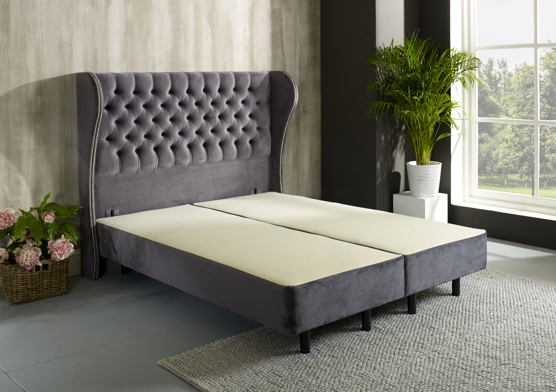 Floating Universal Divan Base