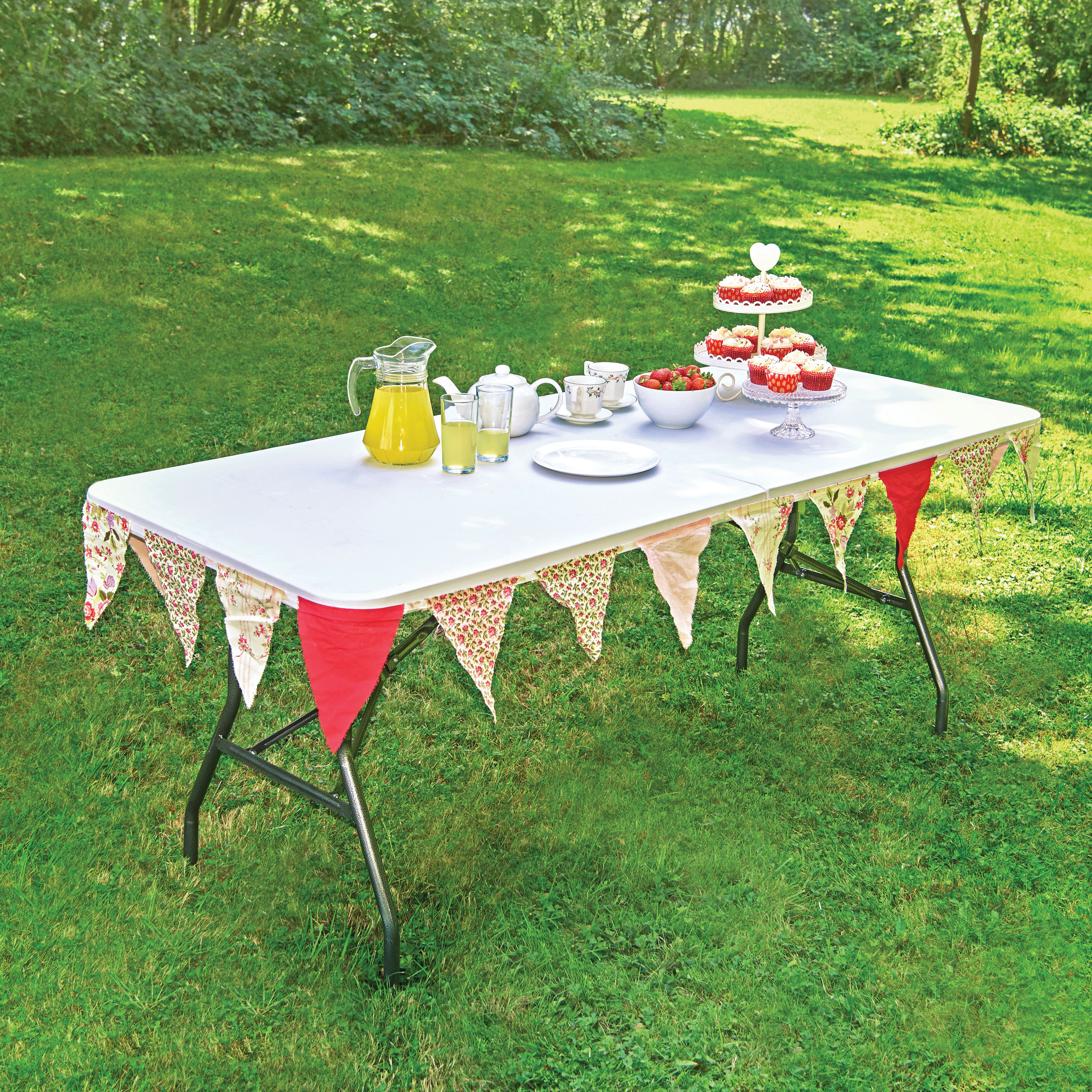 Greenhurst 6ft Folding Table