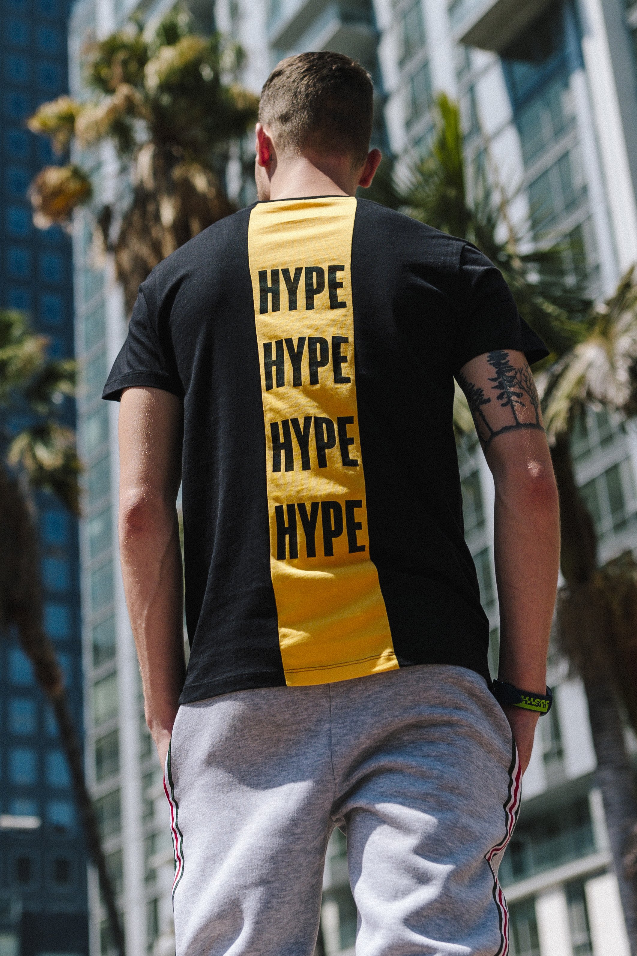 Hype Black Back Block Mens T-Shirt | Size X-Small
